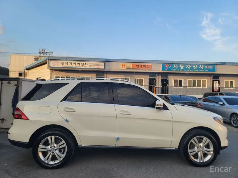 Mercedes-Benz M-class