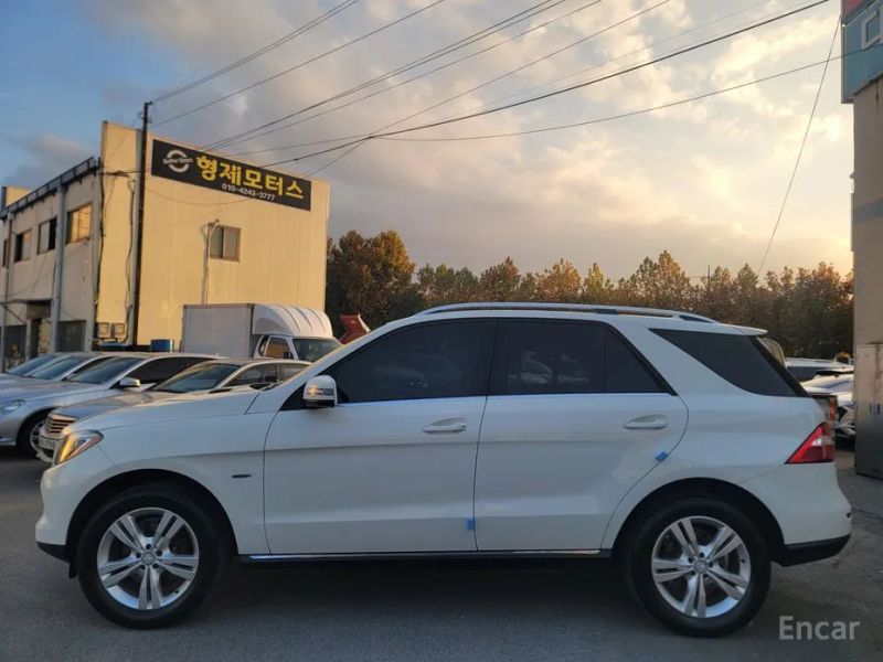 Mercedes-Benz M-class