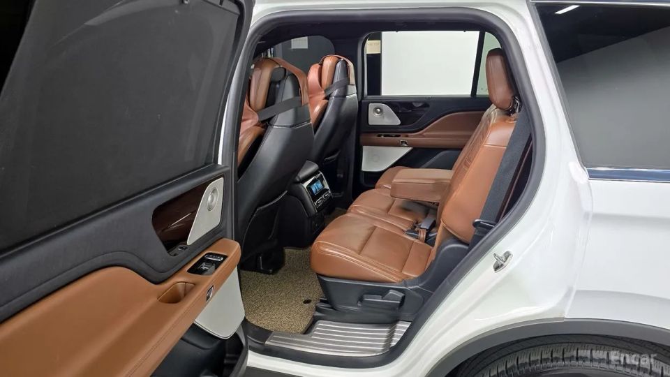 Lincoln Aviator