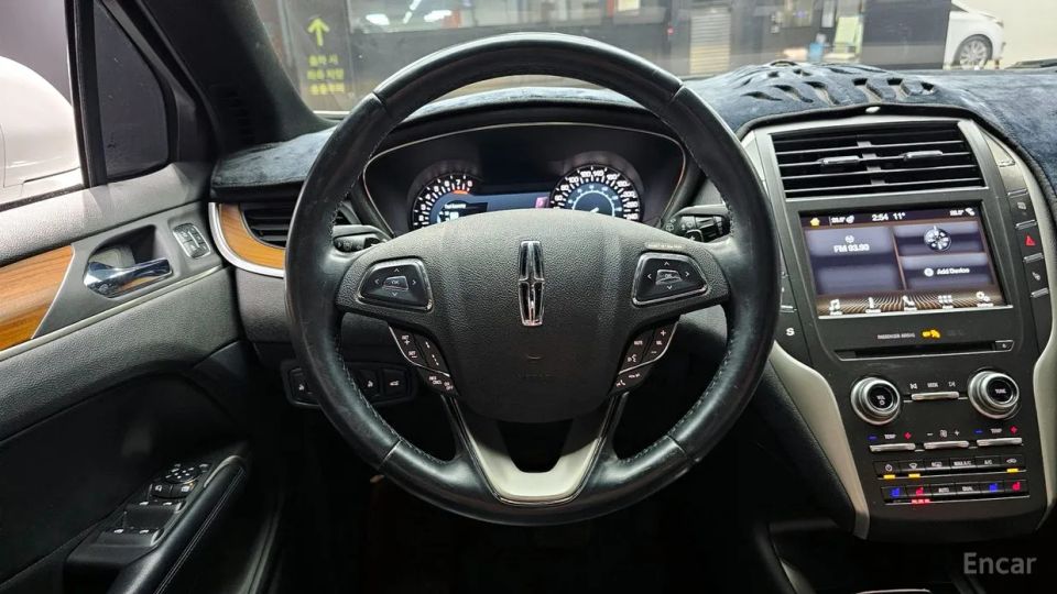 Lincoln MKC
