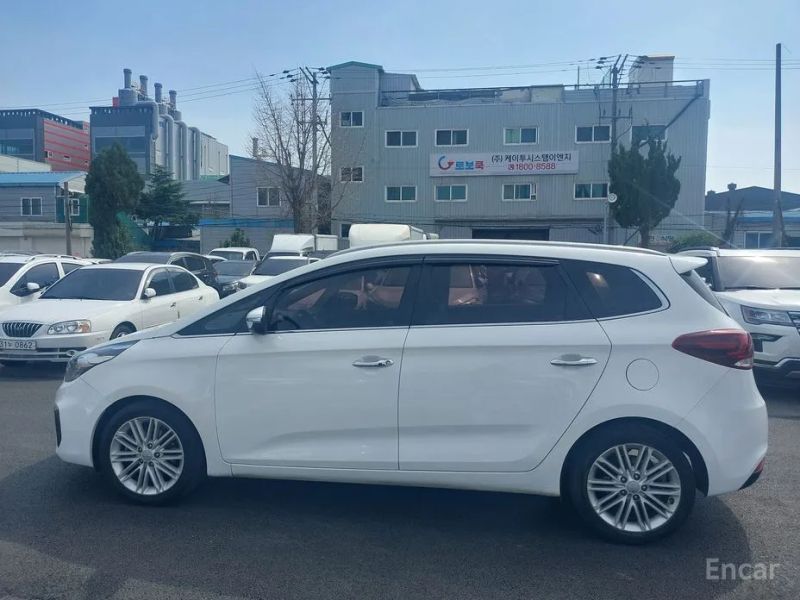Kia Carens