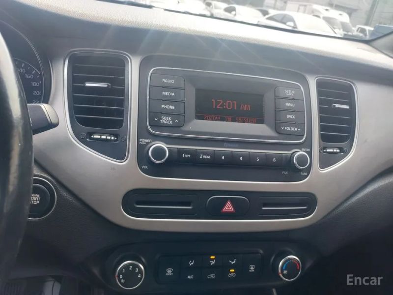 Kia Carens