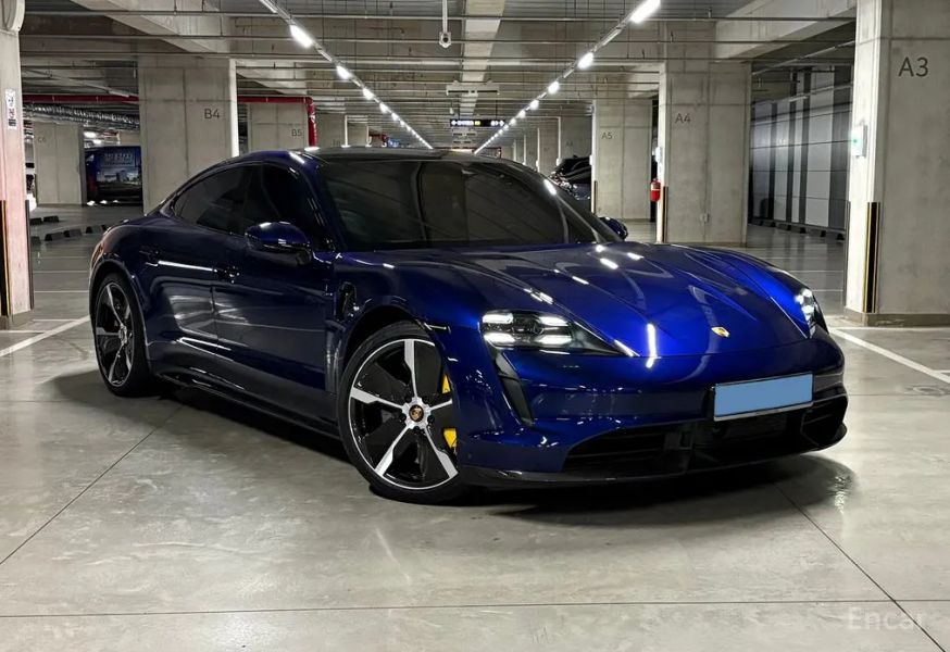 Porsche Taycan