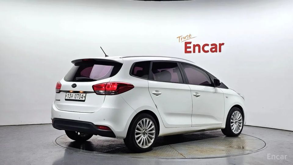 Kia Carens