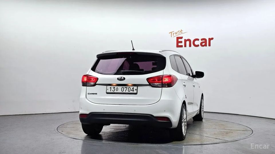 Kia Carens