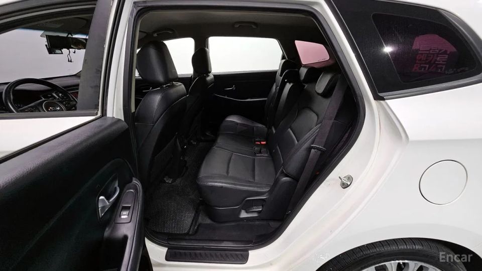 Kia Carens