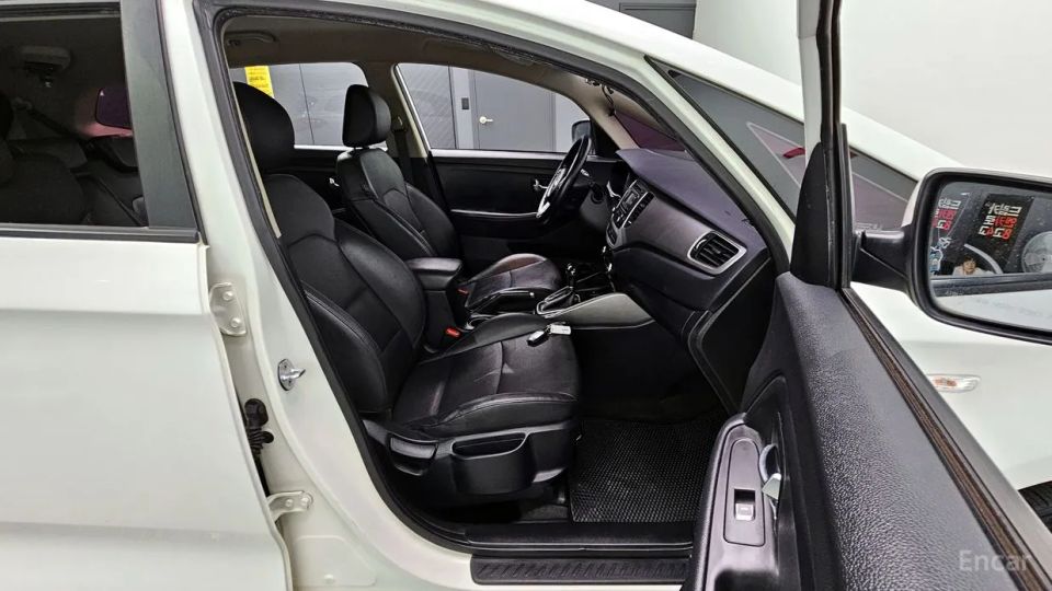 Kia Carens
