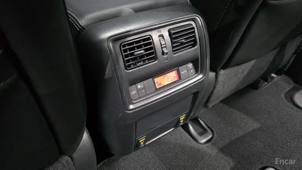 Nissan pathfinder