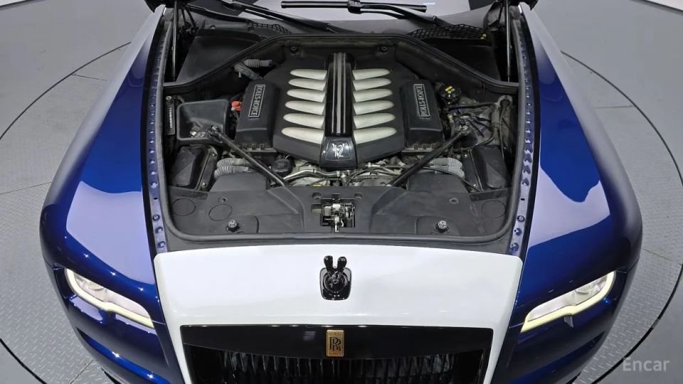 Rolls-Royce Dawn