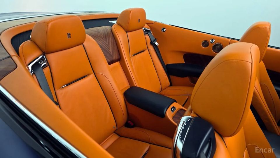 Rolls-Royce Dawn
