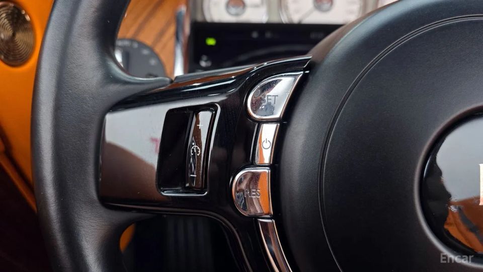 Rolls-Royce Dawn
