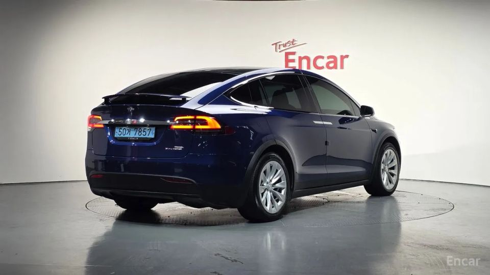Tesla model-x