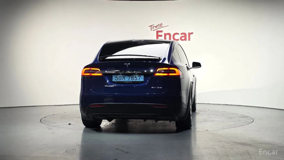 Tesla model-x