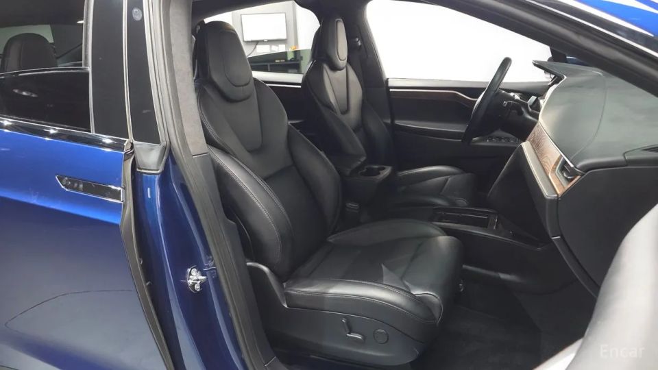 Tesla model-x