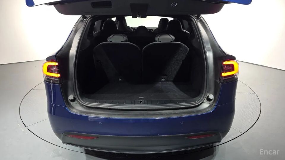 Tesla model-x