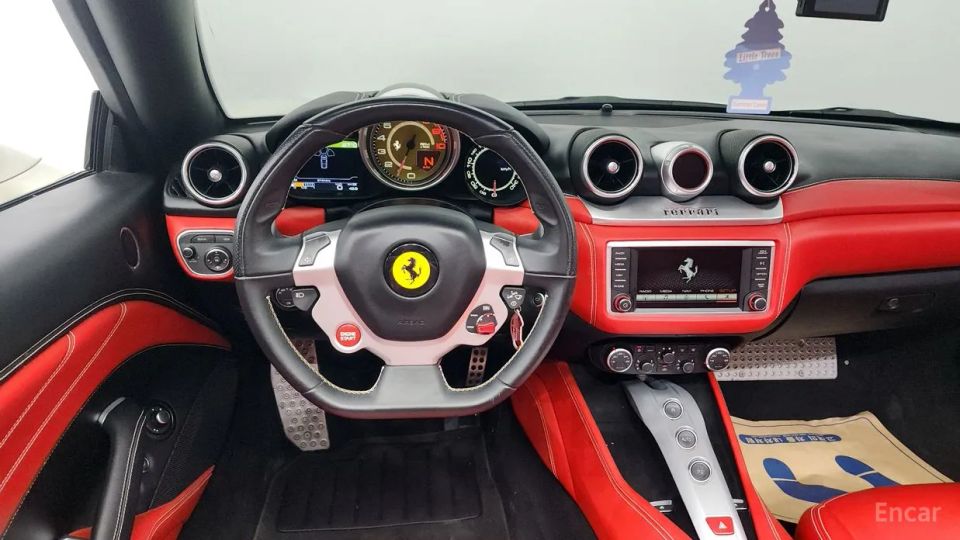 Ferrari California