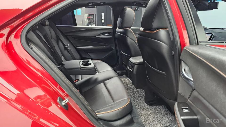 Cadillac CT4