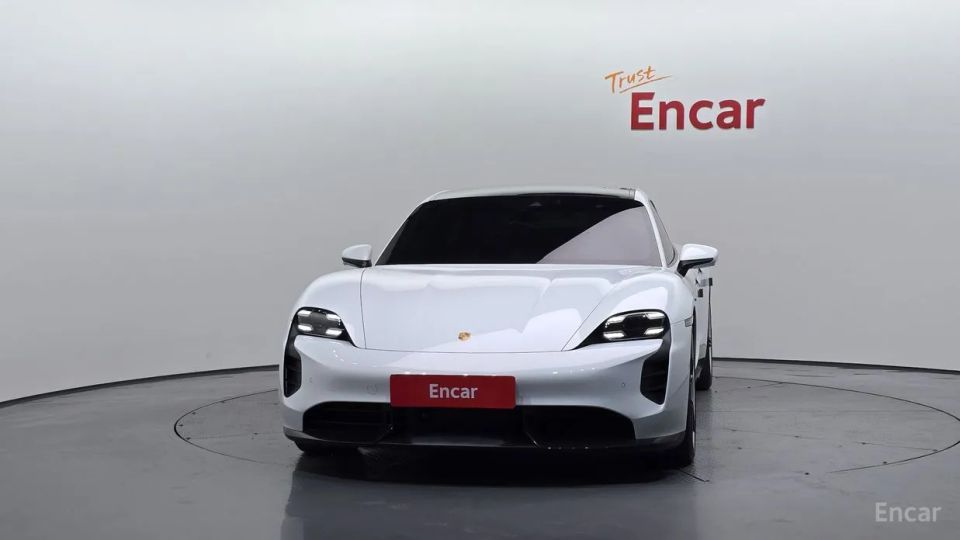 Porsche Taycan