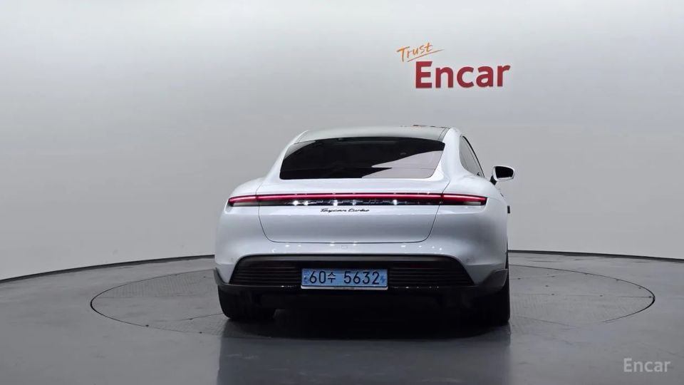 Porsche Taycan