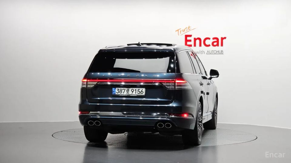 Lincoln Aviator