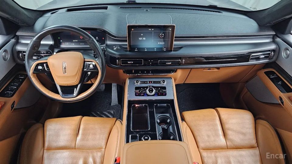 Lincoln Aviator