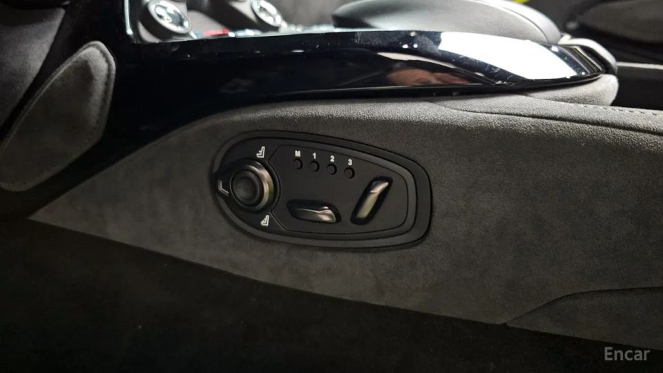 Astonmartin Vantage