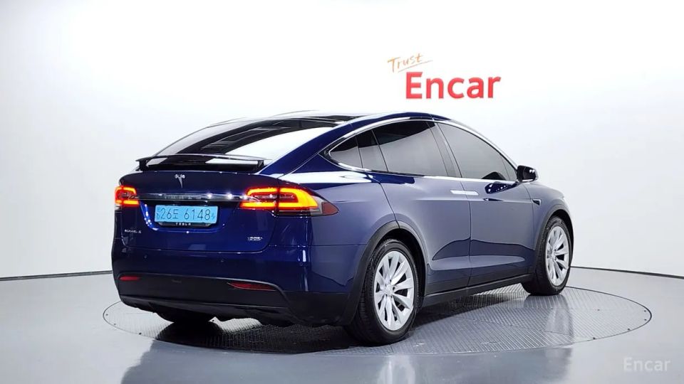 Tesla model-x