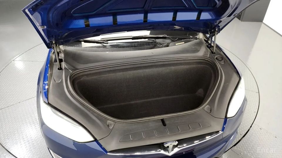 Tesla model-x