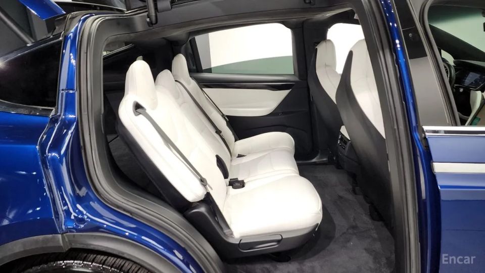 Tesla model-x