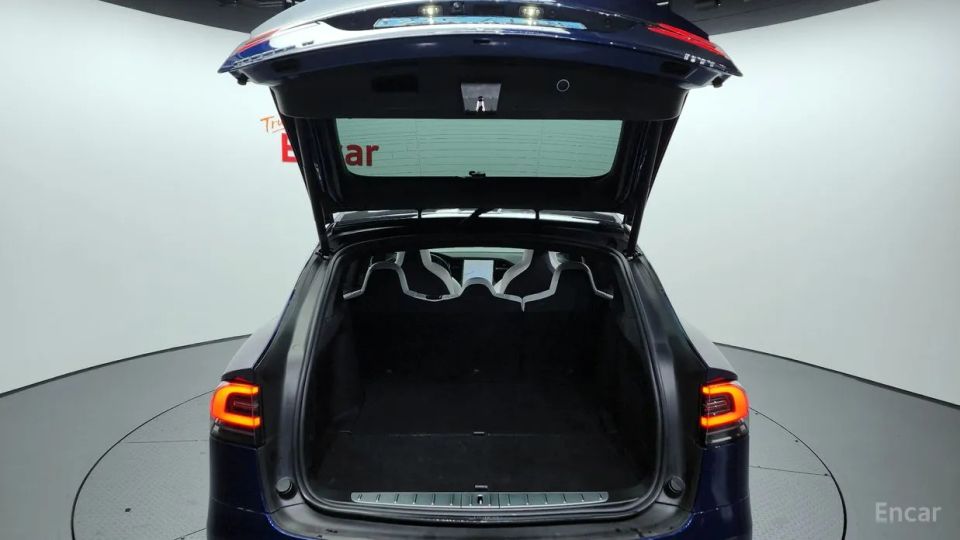 Tesla model-x