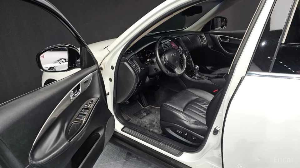 Infiniti EX