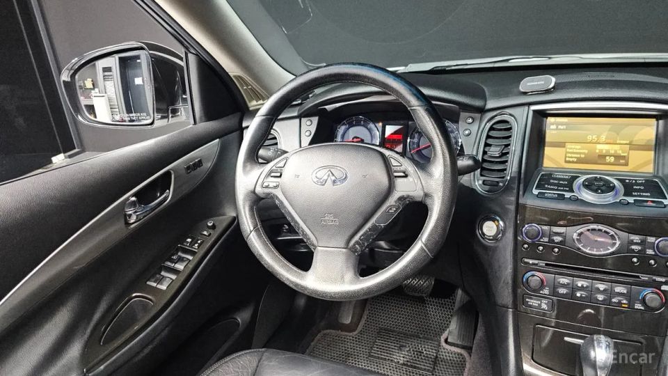 Infiniti EX