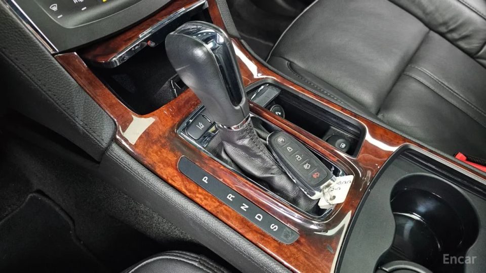 Lincoln MKS
