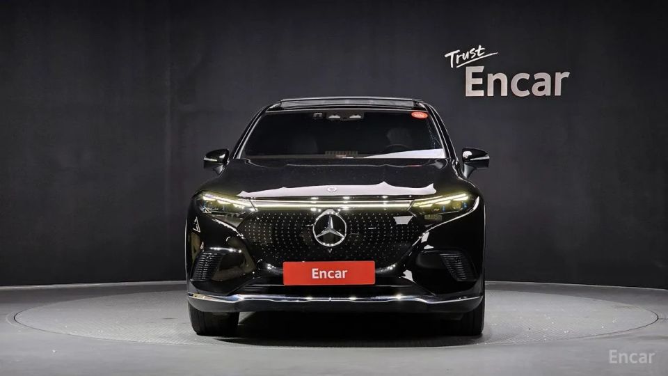 Mercedes-Benz EQS