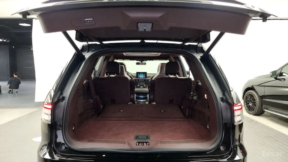 Lincoln Aviator