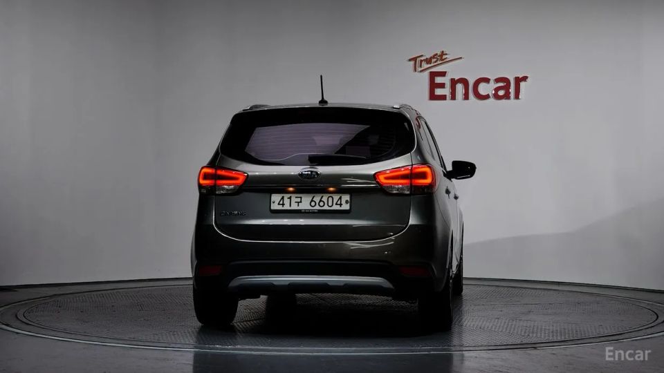 Kia Carens