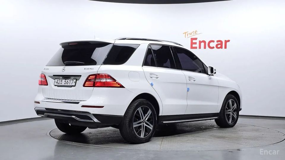 Mercedes-Benz M-class
