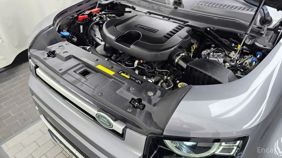 Land Rover Defender