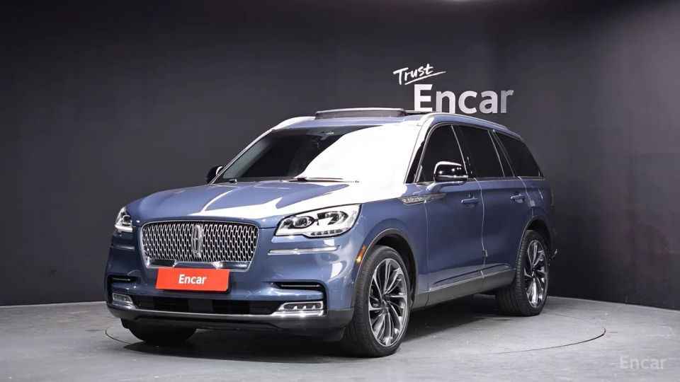 Lincoln Aviator