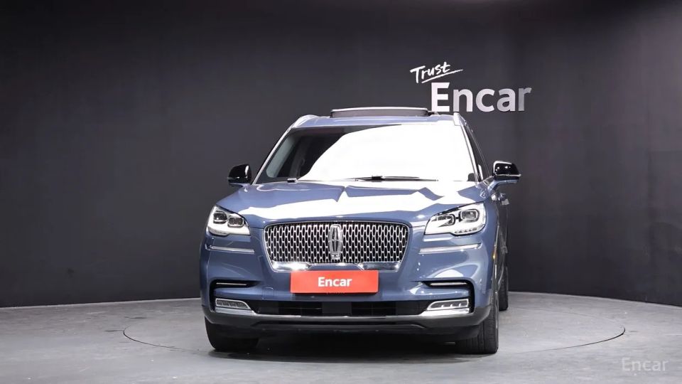 Lincoln Aviator