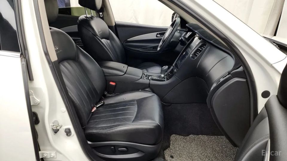 Infiniti EX