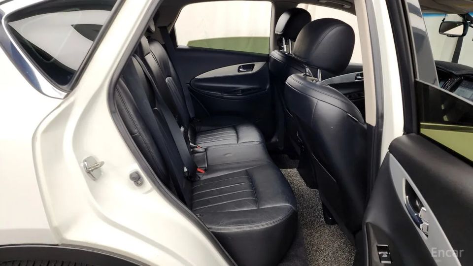 Infiniti EX
