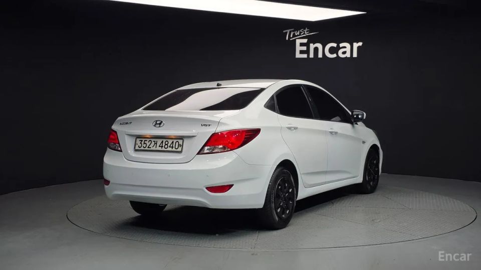 Hyundai Accent
