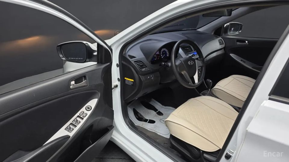 Hyundai Accent