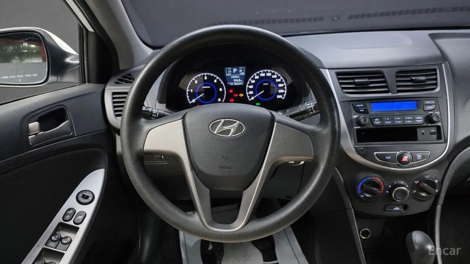 Hyundai Accent