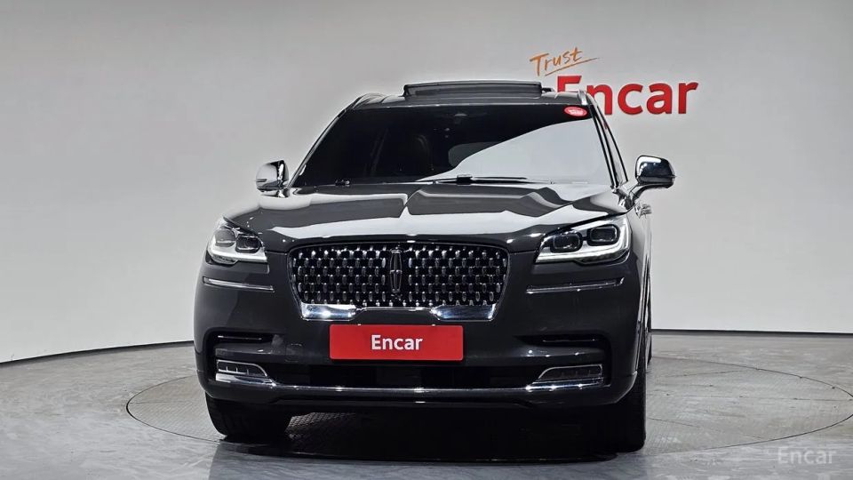 Lincoln Aviator