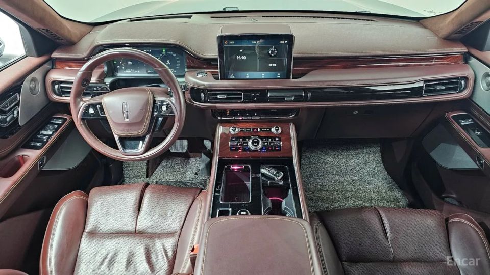 Lincoln Aviator