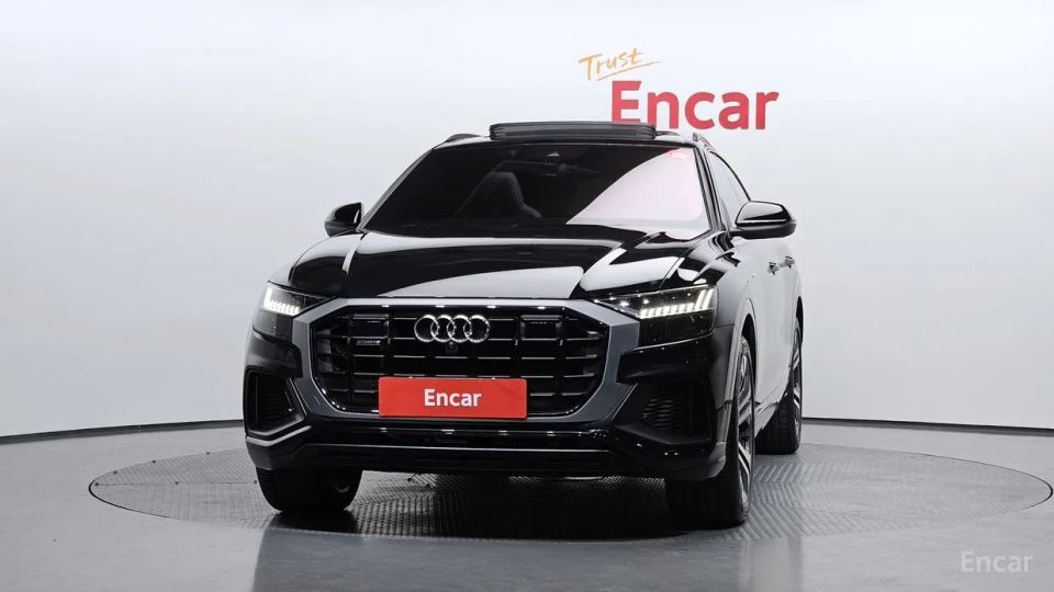 Audi Q8