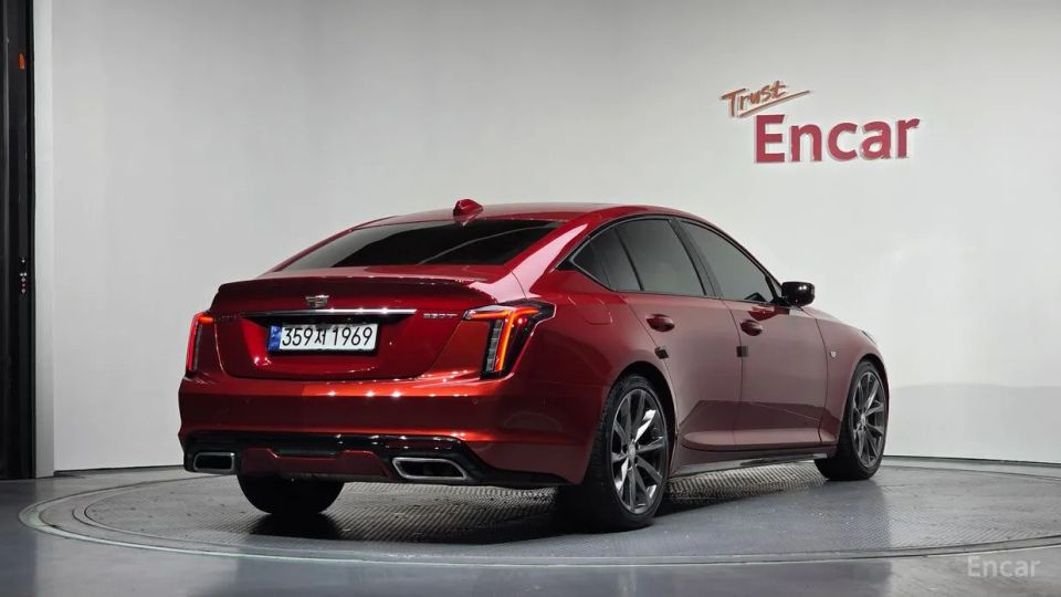 Cadillac CT5