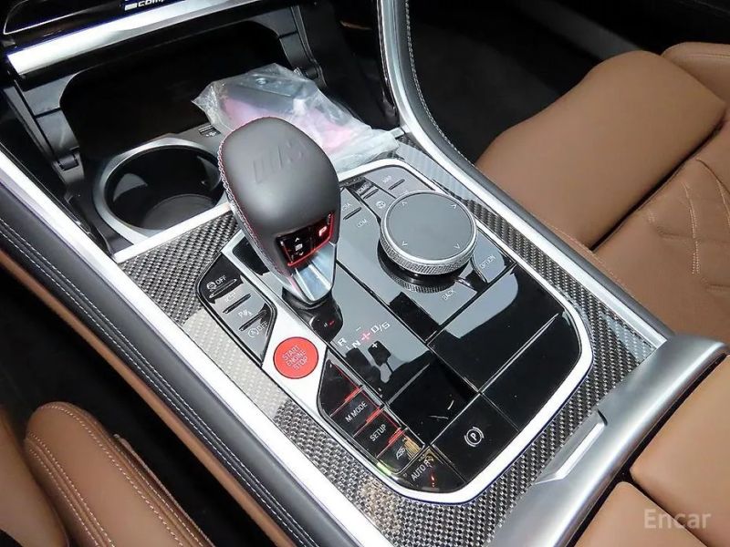 BMW M8